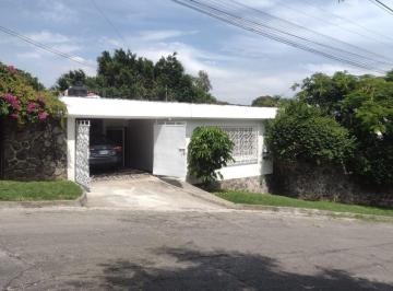 Casa · 250m² · 2 Recámaras · 1 Estacionamiento · Casa en Privada en Tlaltenango Cuernavaca - Maz - 2718 - Cp