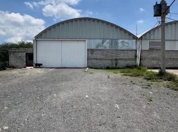 Bodega-Galpón · 600m² · 4 Estacionamientos · Bodega Industrial en Renta - (4)