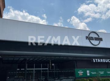 Local comercial · 106m² · 100 Estacionamientos · En Renta Local Comercial Junto a Starbucks Plaza Mayor I Metepec, Estado de México - (4)
