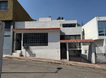 Casa · 3 Recámaras · 1 Estacionamiento · Casa en Venta en Tlalnepantla de Baz - (4)