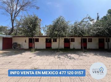 Casa de 3 habitaciones, León · En Venta Finca 2411 m² C/3 Casas Ruedo Caballerizas Jardín Arbolado… Zona Sur, León, Gto