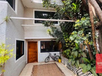 Casa de 6 habitaciones, Iztapalapa · En Venta Casa Triplex en Insurgentes, Iztapalapa