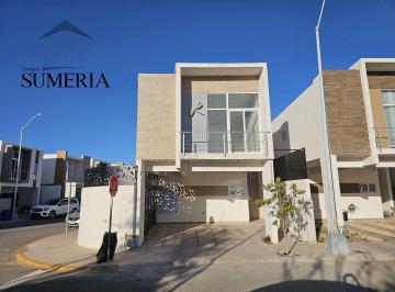 23dbb299c968e131d38f233c7b81c7ec16e9650c7bed7a9b9c1529962eac80f2 · Casa Muy Equipada en Venta en Bosques Boreales