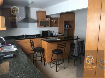 Casa · 420m² · 4 Recámaras · 4 Estacionamientos · Casa en Renta en Colonia del Valle