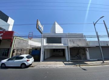 Local comercial · 210m² · Local Comercial de 210 m² Sobre Av Eugenio Garza Sada en Monterrey - 2 Niveles - Venta o Renta