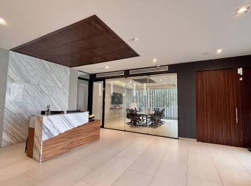 Oficina · 61m² · 2 Estacionamientos · Oficina de 61 m² en Av Cumbres Cancún con Seguridad y Amenidades