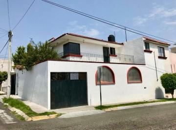 Casa de 6 habitaciones, Querétaro · Plazas del Sol (Central de Abastos)