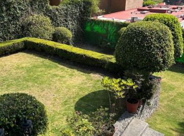 Casa de 4 habitaciones, Naucalpan de Juárez · Residencia con Gran Jardín y 4 Recámaras en Lomas Hipódromo.