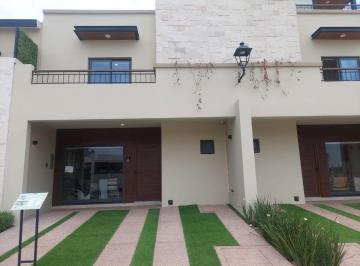 Casa de 3 habitaciones, Querétaro · Casa en Venta en Corregidora, Querétaro