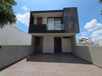 Foto 1 · Casa en Renta de 3 Recámaras en Mayorca Residencial, Sobre Eje Metropolitano