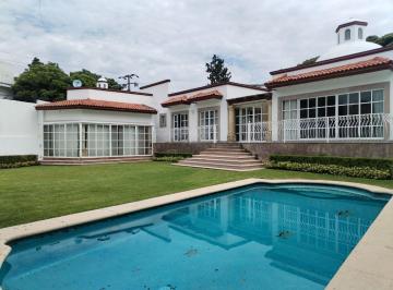 Casa · 420m² · 3 Recámaras · 6 Estacionamientos · Casa en Privada en Lomas de Cuernavaca Temixco - Maz - 2719 - Cp