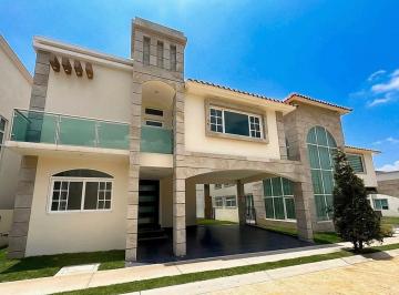 Casa en condominio de 3 habitaciones, Metepec · Casa en Venta en Gran Quinta Luxury Residencial