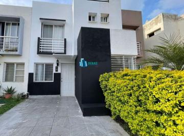 Casa de 3 habitaciones, Zapopan · Casa en Renta en Coto Campo Real en Zapopan Jalisco