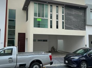 Casa de 4 habitaciones, Santiago · Casa en Venta en Privada Nogales, Villa de Santiago, Nl