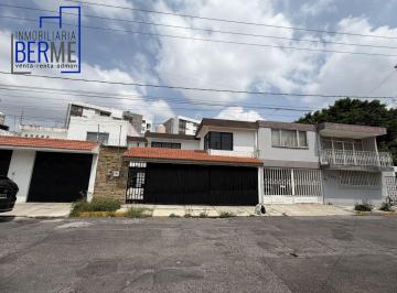 Casa · 302m² · 5 Recámaras · 3 Estacionamientos · Casa en Venta San Manuel Puebla