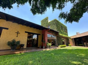 Casa de 4 habitaciones, Celaya · Residencia en Venta en Praderas de La Hacienda Celaya