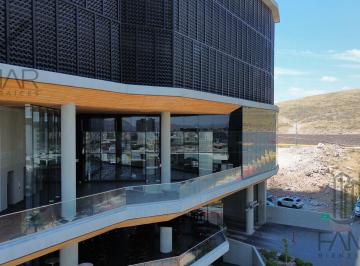 Local comercial · 440m² · 2 Estacionamientos · Oficina en Renta Azenzo Center