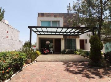 Casa de 3 habitaciones, Morelia · Pd09 - ¡Haz de Esta Casa El Escenario de Tus Mejores Momentos en Morelia!