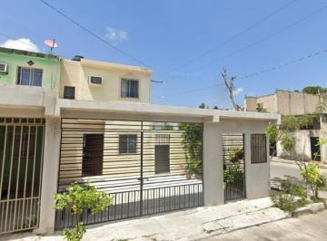 Casa de 3 habitaciones, Benito Juárez · Venta de Casa con Ubicacion en Calle Retorno Keh Venado #58 Col Tierra Maya Cancun Qroo