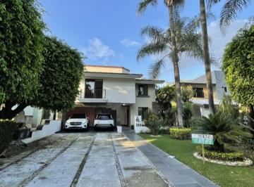 Casa de 3 habitaciones, Zapopan · La Mejor Oportunidad en Valle Real