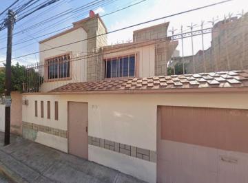 Casa de 4 habitaciones, Toluca · Casa en Venta, del Parque, Toluca, México. Adjudicada. Lun*