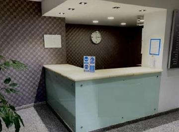 Oficina · 140m² · 4 Estacionamientos · Oficina en Renta en Bosques de Radiatas de 140 m² con Seguridad 24 Hrs