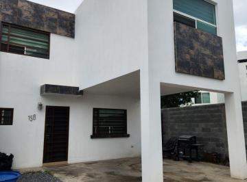 Casa de 3 habitaciones, Ramos Arizpe · Casa en Renta Fracc: Privado Ramos Aripe