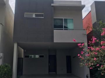 Casa de 3 habitaciones, Monterrey · Casa en Renta en Paseo del Vergel