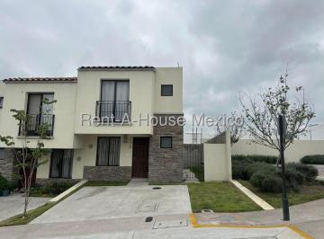 Casa de 3 habitaciones, El Marqués · Casa Amueblada con 3 Hab, 3 Baños en Capital Sur, Queretaro, Mexico.