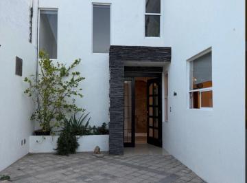 Casa de 3 habitaciones, Corregidora · Casa en Renta en Las Trojes