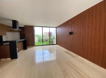Casa · 210m² · 3 Recámaras · 2 Estacionamientos · Casa en Venta Fracc. Real Campestre