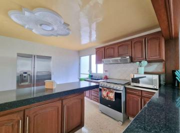 Casa de 4 habitaciones, Guadalajara · Casa en Venta en Guadalajara, Jalisco