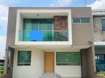 Casa de 3 habitaciones, Tlajomulco de Zúñiga · Excelente Casa en Renta $20,000"Condominio Sendero Las Moras"