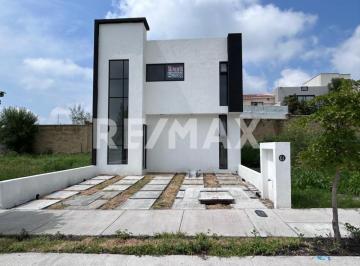 Casa · 160m² · 3 Recámaras · 2 Estacionamientos · Casa en Renta, El Mayorazgo - (4)