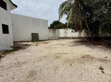 Terreno / Lote · 585m² · Terreno con Dos Departamentos Ejido Playa del Carmen
