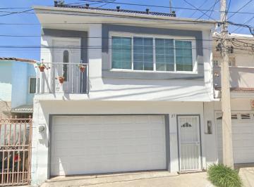 Casa de 3 habitaciones, Tijuana · Casa en Venta, Col. Lindavista, Tijuana Bc
