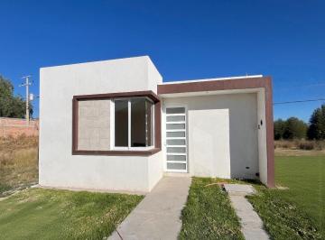 Casa · 66m² · 2 Recámaras · 2 Estacionamientos · Casa de 1 Planta en Venta Cerrada Punta Poniente
