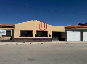 Casa · 276m² · 2 Estacionamientos · Casa - Valle de Ignacio Allende Centro
