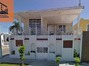 Casa de 4 habitaciones, Othón P. Blanco · Venta de Casa en Calle Universidad 241fracc. Residencial Caribemunicipio Chetumalc. P. 77079qroo