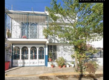 Casa de 4 habitaciones, Coacalco de Berriozábal · Casa en Venta en Bosques del Valle San Francisco Coacalco