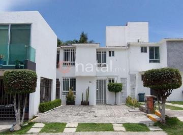 Casa de 3 habitaciones, San Andrés Cholula · Casa de 100 m² Remodelada en Renta, de 3 Recámaras, 1.5 Baños y 2 Garages en Camino Real a Cholula