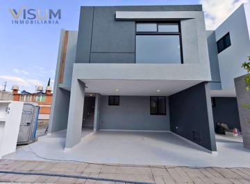 Casa de 4 habitaciones, Coronango · Casa de Oportunidad en Cuautlancingo.