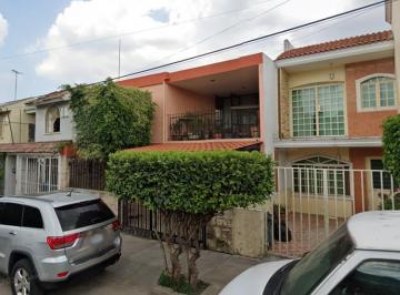Casa de 2 habitaciones, Zapopan · Venta de Propiedad en Jalisco