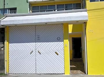 Casa · 140m² · 3 Recámaras · 1 Estacionamiento · Casa en Venta Cerca de Av Periodismo con Recámara en Planta Baja