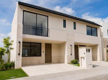 Casa de 3 habitaciones, León · Casa en Venta en Privanzas