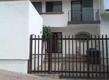 Casa de 3 habitaciones, Cuernavaca · Casa en Privada Temilpa