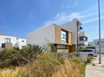 fc2a72bccfe79c39ab4be911cd6758cc63e082817e0e5d33879aa376ade39e29 · Terreno en Venta en Zibatá, El Marqués, Querétaro