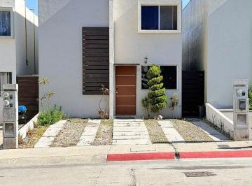 99d4e5c6db83f598511dbdf4ee72b538f3b5a7ec278b0568af63c9be8d8b87c9 · Asi Casa en Renta 3 Recamaras | Bonaterra Residencial
