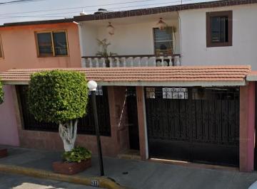 Casa de 3 habitaciones, Gustavo A. Madero · Casa en Gustavo a Madero Garantía Hipotecaria Oportunidad Única