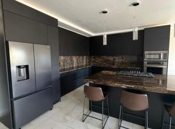 Casa de 5 habitaciones, Tijuana · Casa en Venta Rincón Dorado